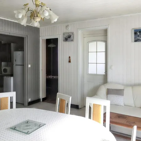 Holiday home Maison Spacieuse Et Accessible - - Vue Jardin La Couarde-sur-Mer