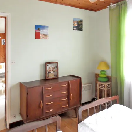 Maison Spacieuse Et Accessible - - Vue Jardin